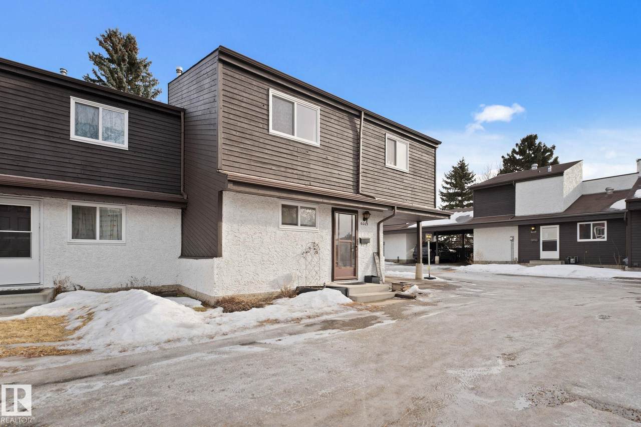 6063 35A Avenue - Photo 1