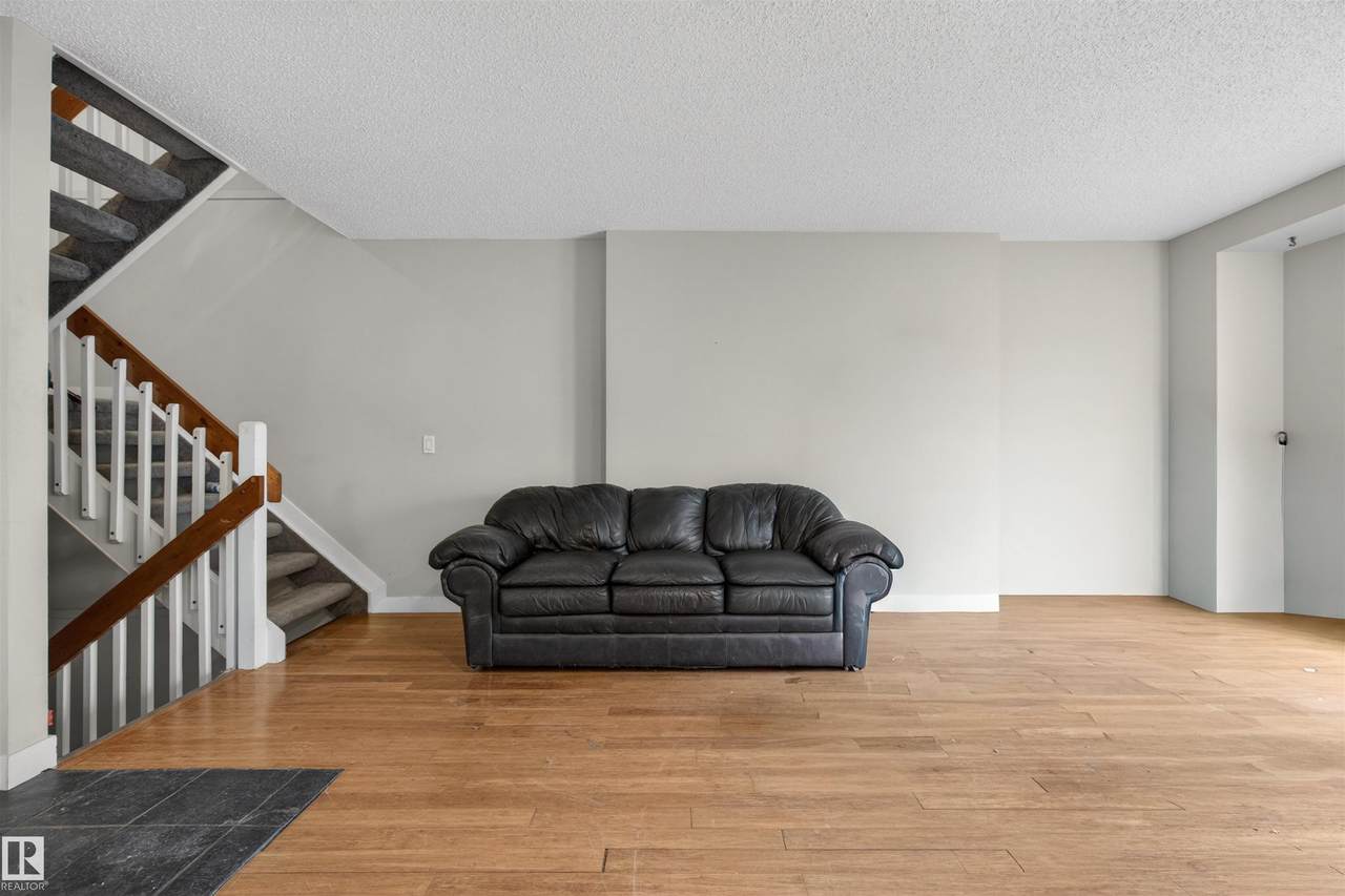 https://bt-photos.global.ssl.fastly.net/alberta/1280_boomver_1_E4485950-2.jpg