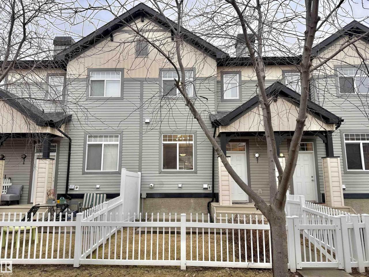 465 Hemingway Road - Photo 1