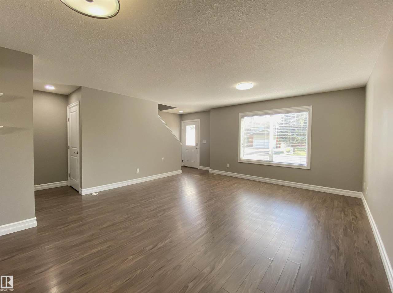 https://bt-photos.global.ssl.fastly.net/alberta/1280_boomver_1_E4486528-2.jpg