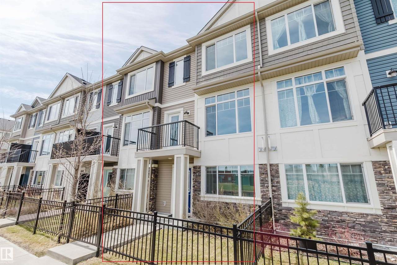 11373 12 Avenue - Photo 1