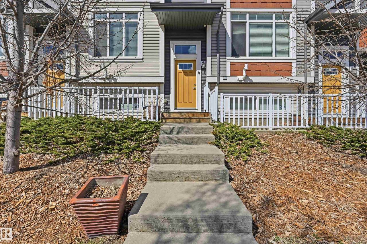 320 Secord Boulevard - Photo 1