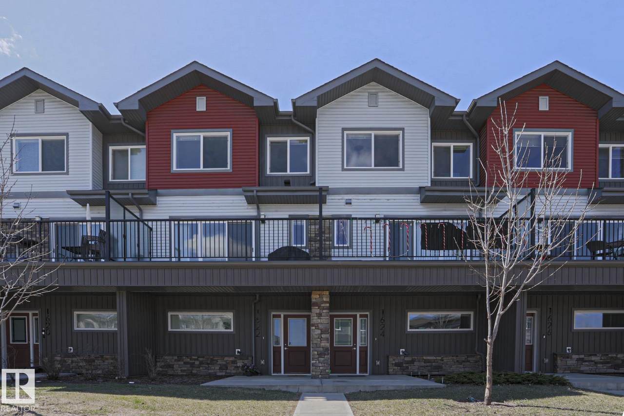 1622 33A Street - Photo 1