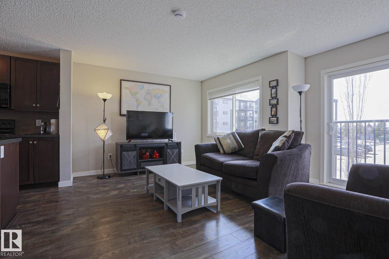 https://bt-photos.global.ssl.fastly.net/alberta/1280_boomver_1_E4487077-2.jpg