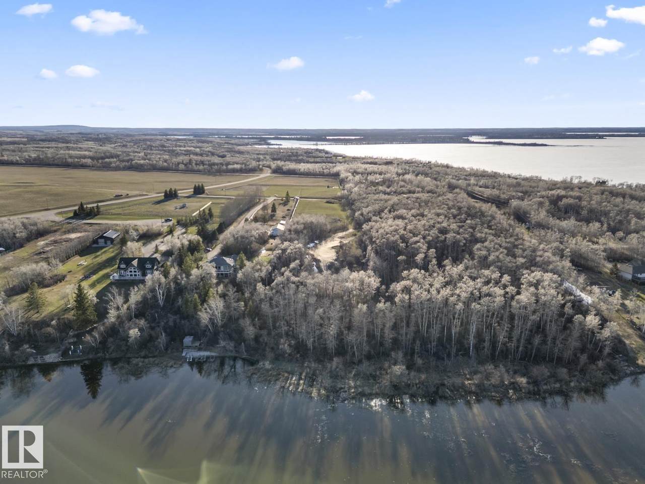 46528 Twp 604A - Photo 1
