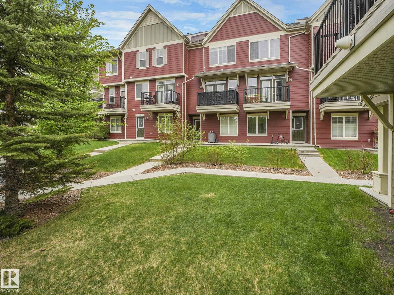 603 Watt Boulevard - Photo 1