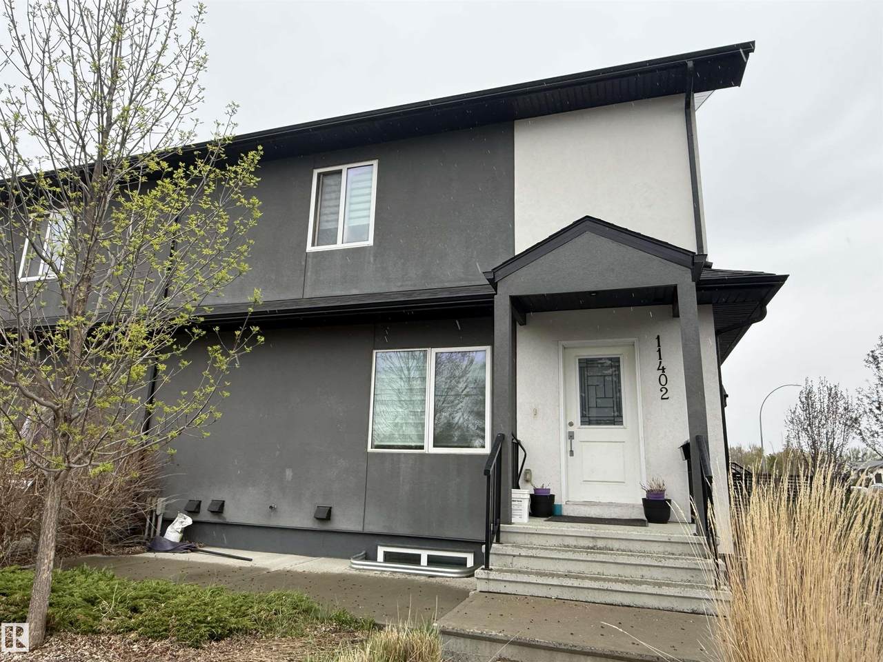 11402 133 Avenue - Photo 1