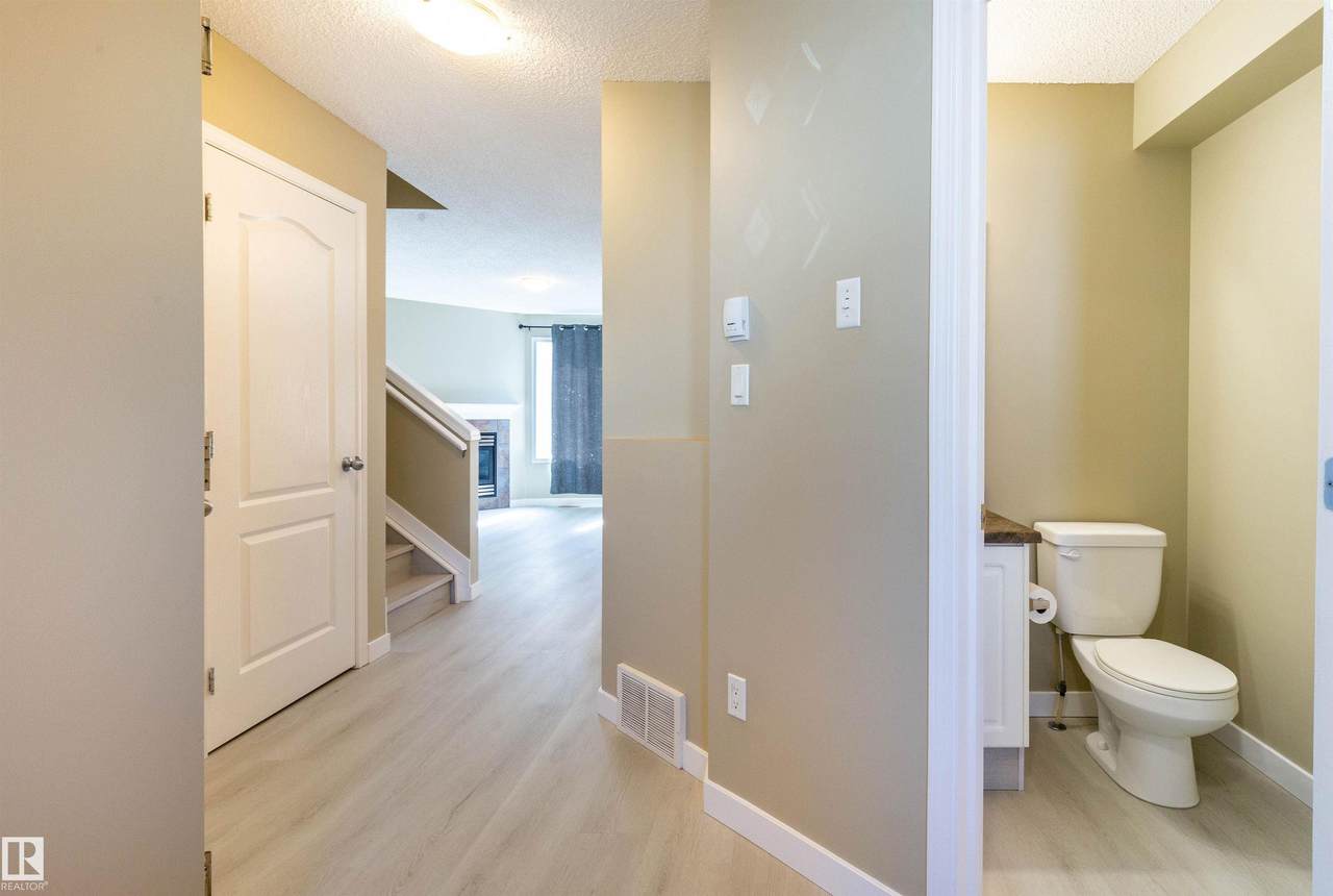 https://bt-photos.global.ssl.fastly.net/alberta/1280_boomver_1_E4488401-2.jpg