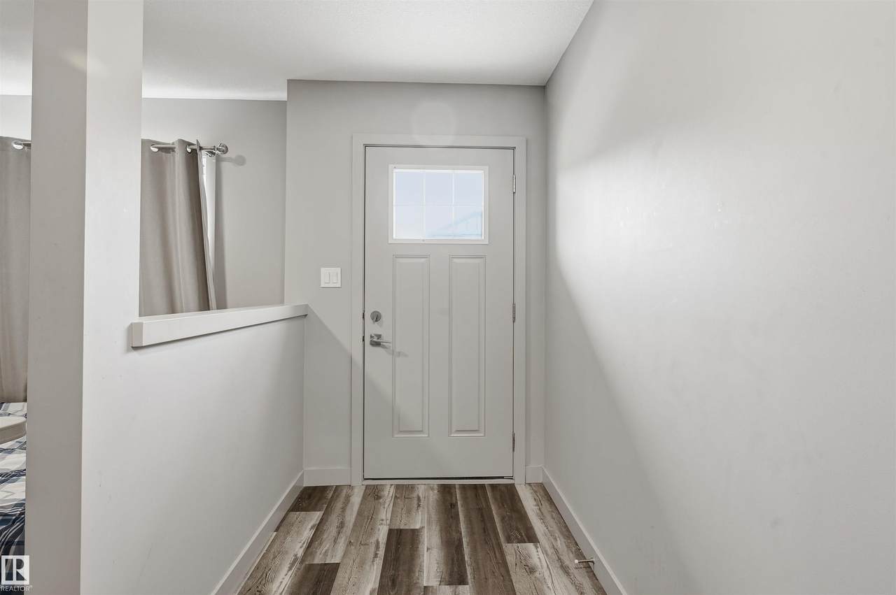 https://bt-photos.global.ssl.fastly.net/alberta/1280_boomver_1_E4488656-2.jpg
