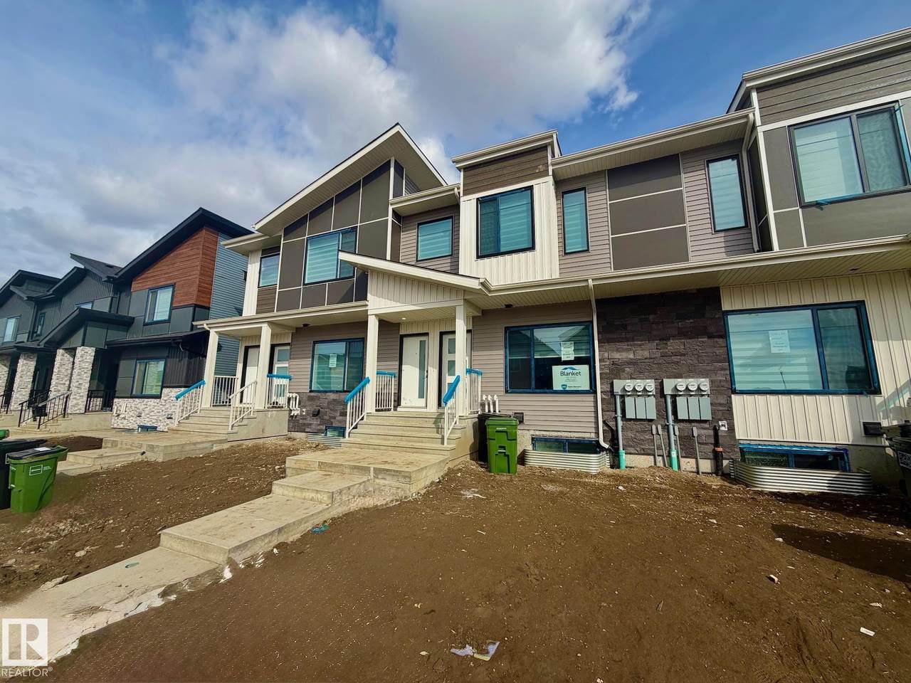 137 29 Street - Photo 1