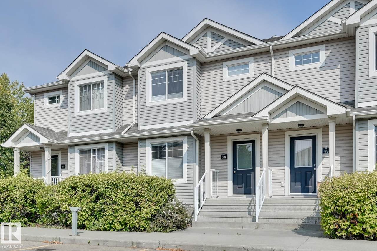 6032 38 Avenue - Photo 1