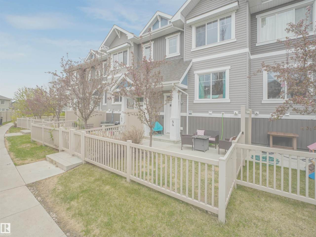 https://bt-photos.global.ssl.fastly.net/alberta/1280_boomver_1_E4489422-2.jpg