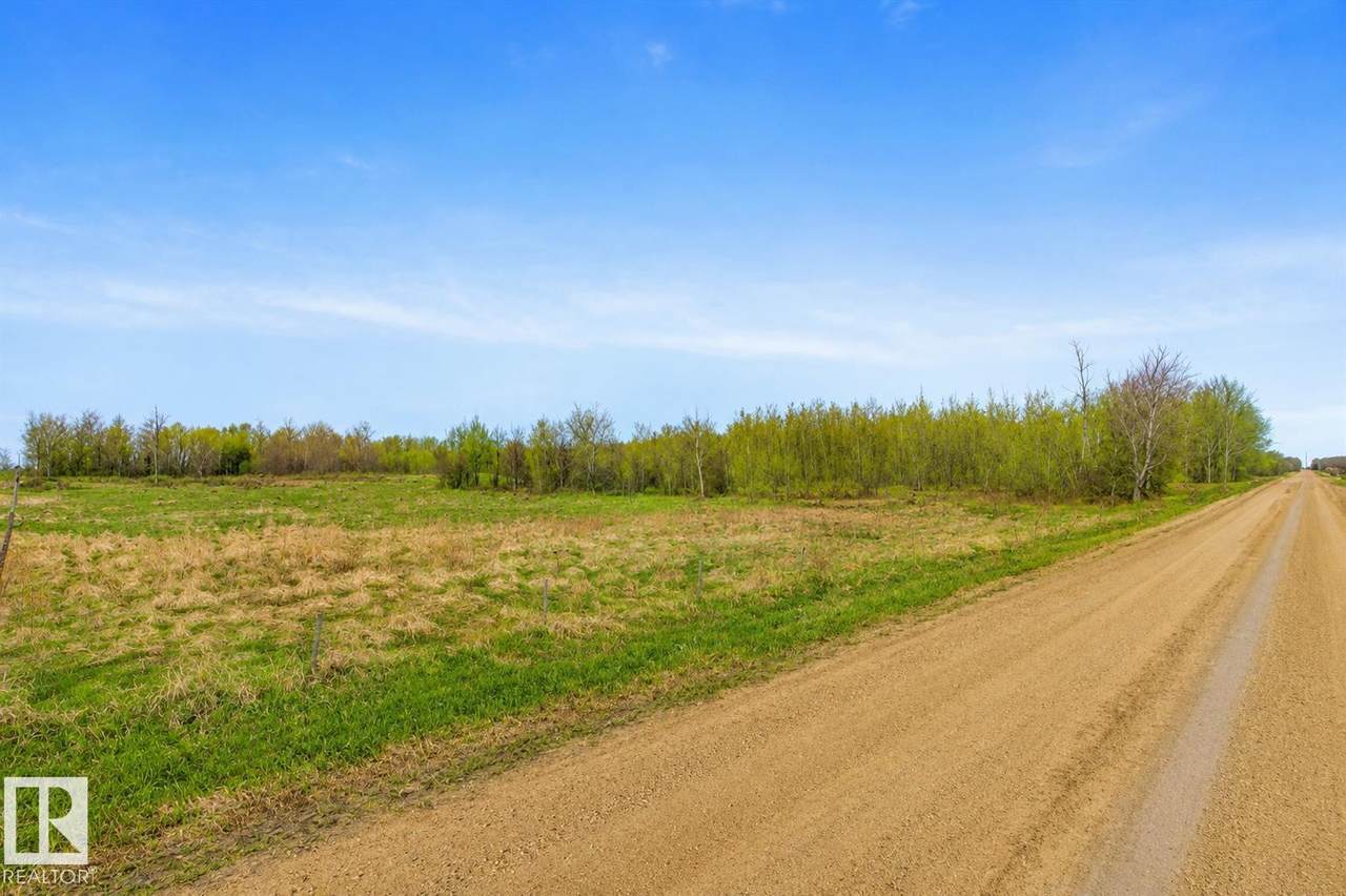 https://bt-photos.global.ssl.fastly.net/alberta/1280_boomver_1_E4489529-2.jpg