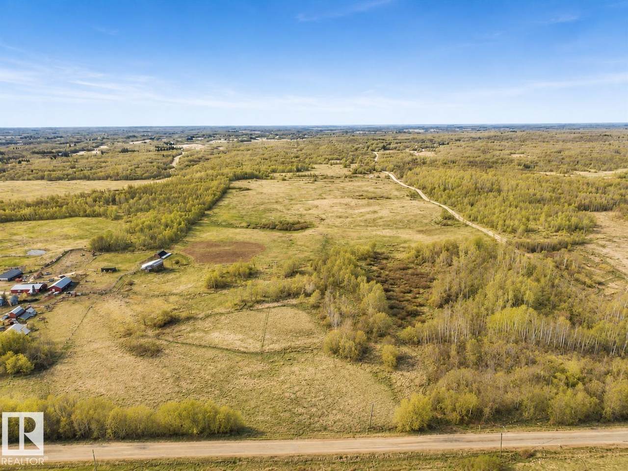 https://bt-photos.global.ssl.fastly.net/alberta/1280_boomver_1_E4489529-2.jpg