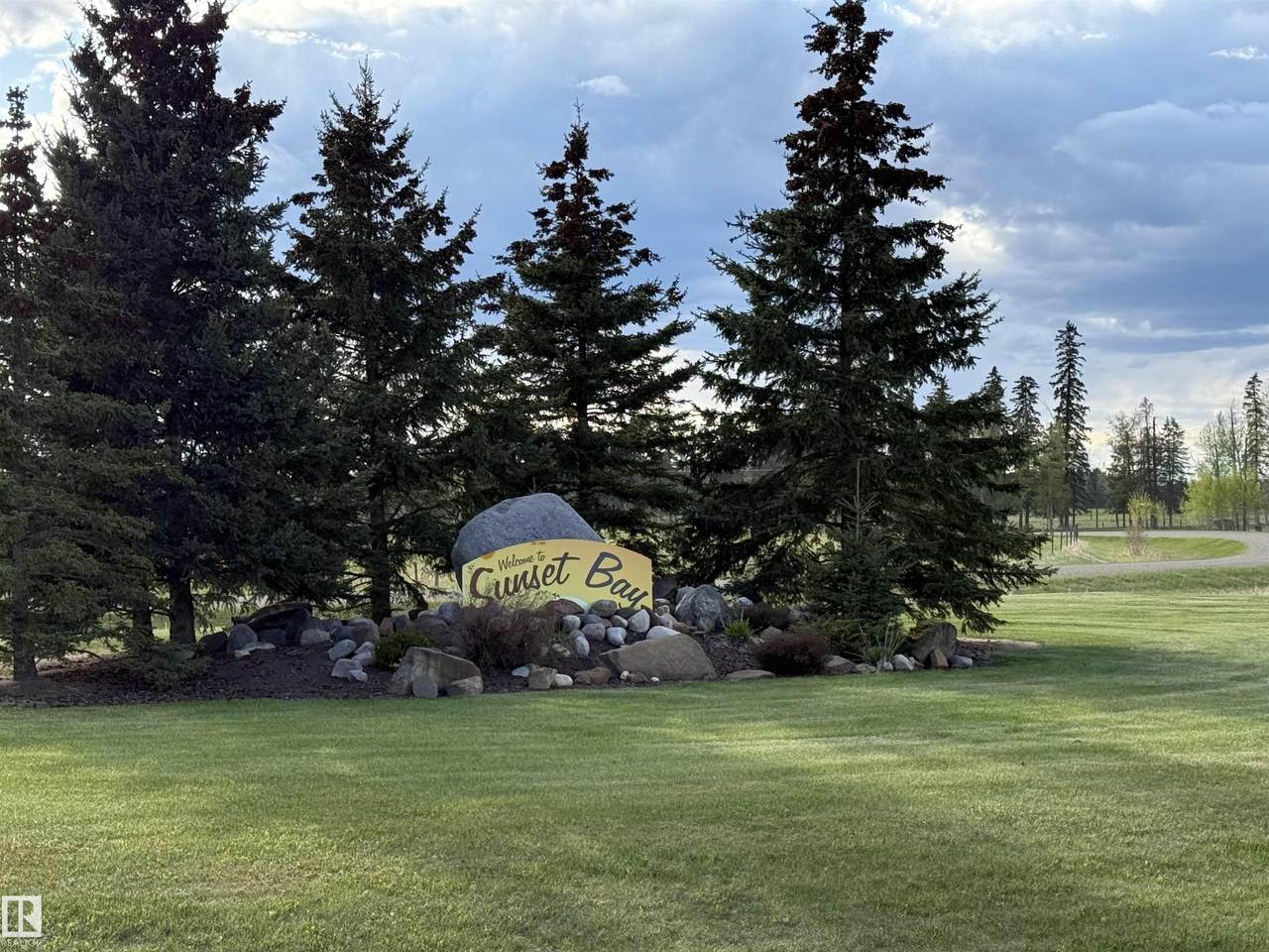https://bt-photos.global.ssl.fastly.net/alberta/1280_boomver_1_E4489566-2.jpg