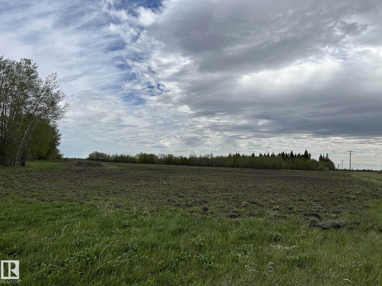 https://bt-photos.global.ssl.fastly.net/alberta/1280_boomver_1_E4489746-2.jpg
