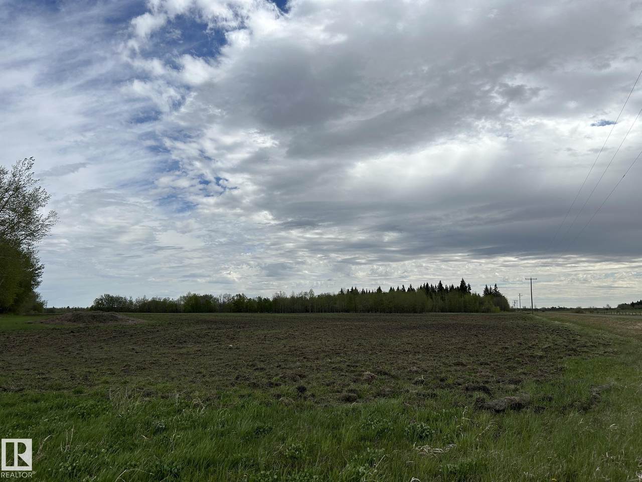 https://bt-photos.global.ssl.fastly.net/alberta/1280_boomver_1_E4489746-2.jpg