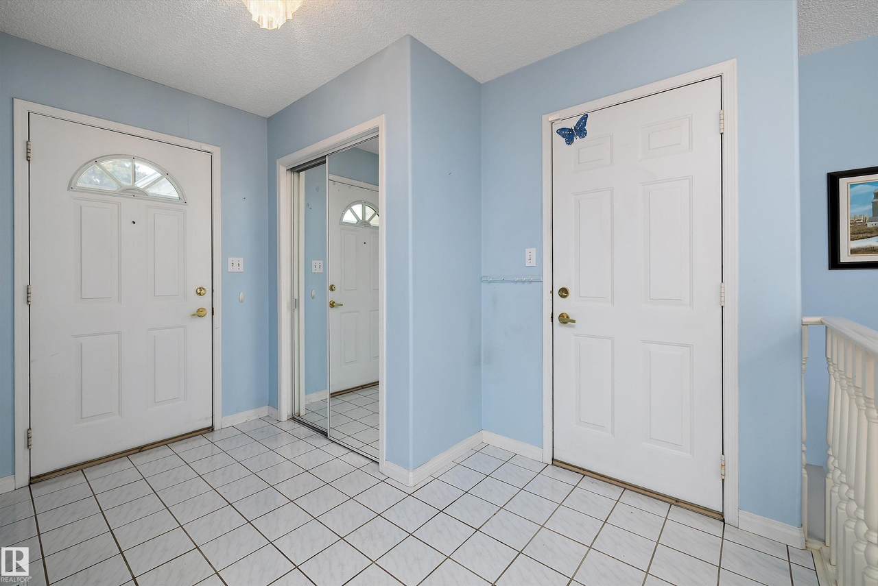 https://bt-photos.global.ssl.fastly.net/alberta/1280_boomver_1_E4489747-2.jpg