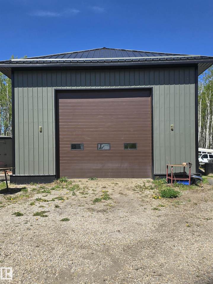 55303 R.R.13 - Photo 1