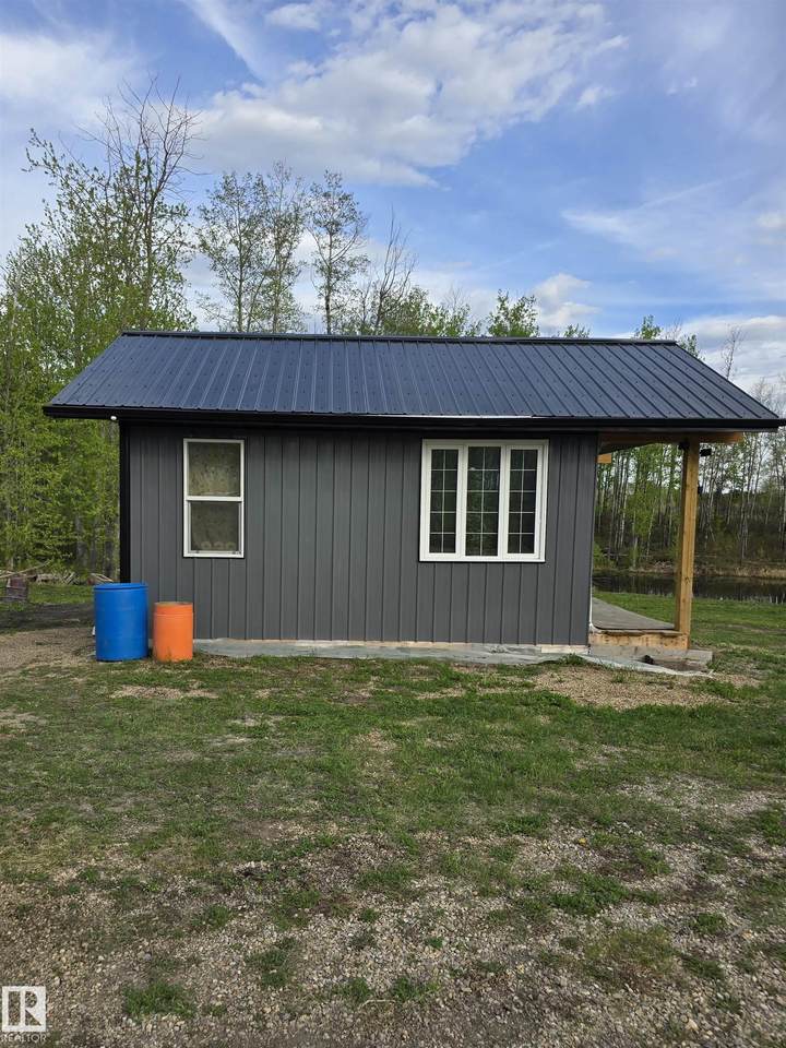https://bt-photos.global.ssl.fastly.net/alberta/orig_boomver_1_E4489920-2.jpg