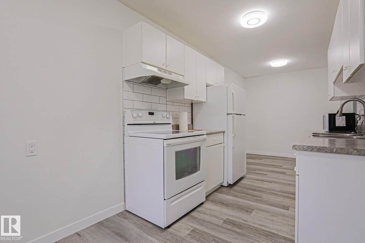 https://bt-photos.global.ssl.fastly.net/alberta/1280_boomver_1_E4489958-2.jpg