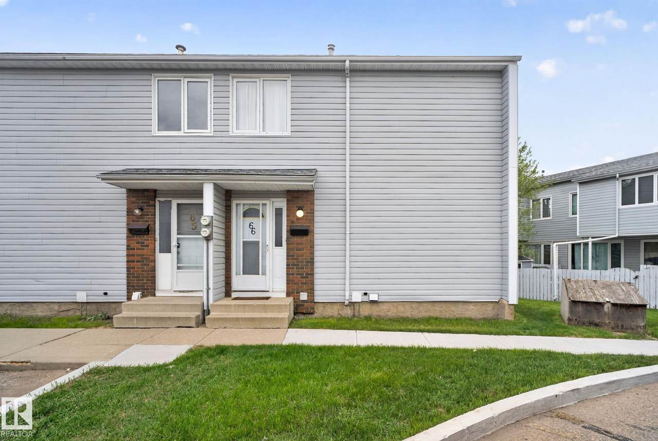 66 Amberly Crest - Photo 1