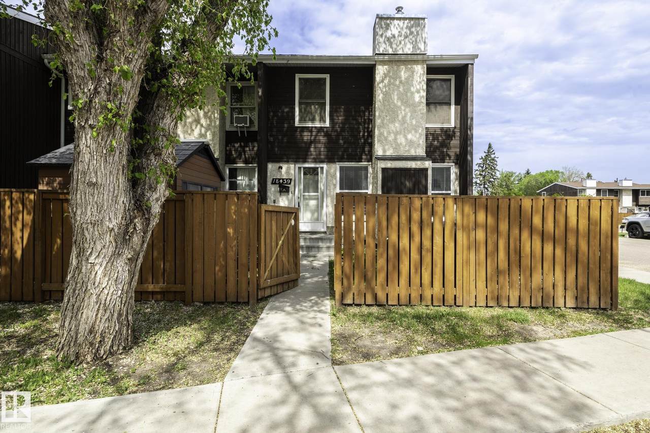 18439 66 Avenue - Photo 1