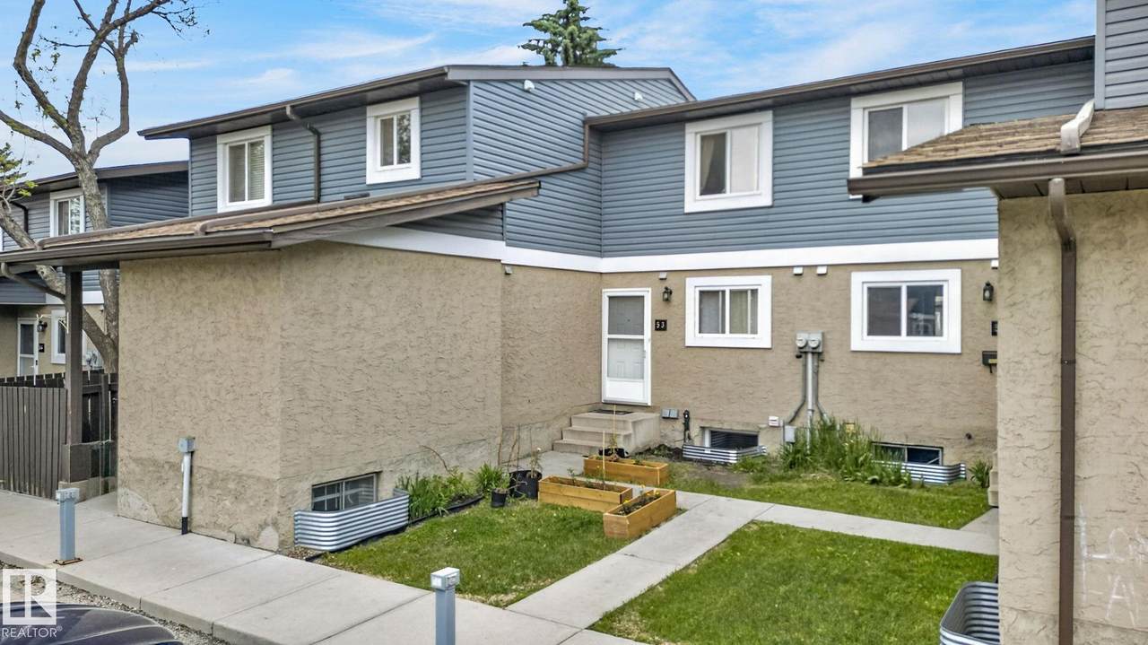 7604 29 Avenue - Photo 1