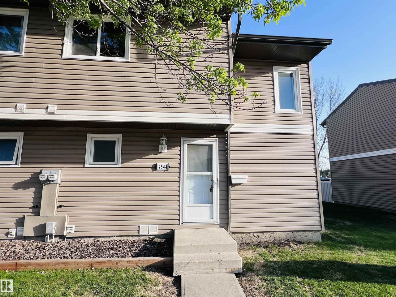 2544 79 Street - Photo 1