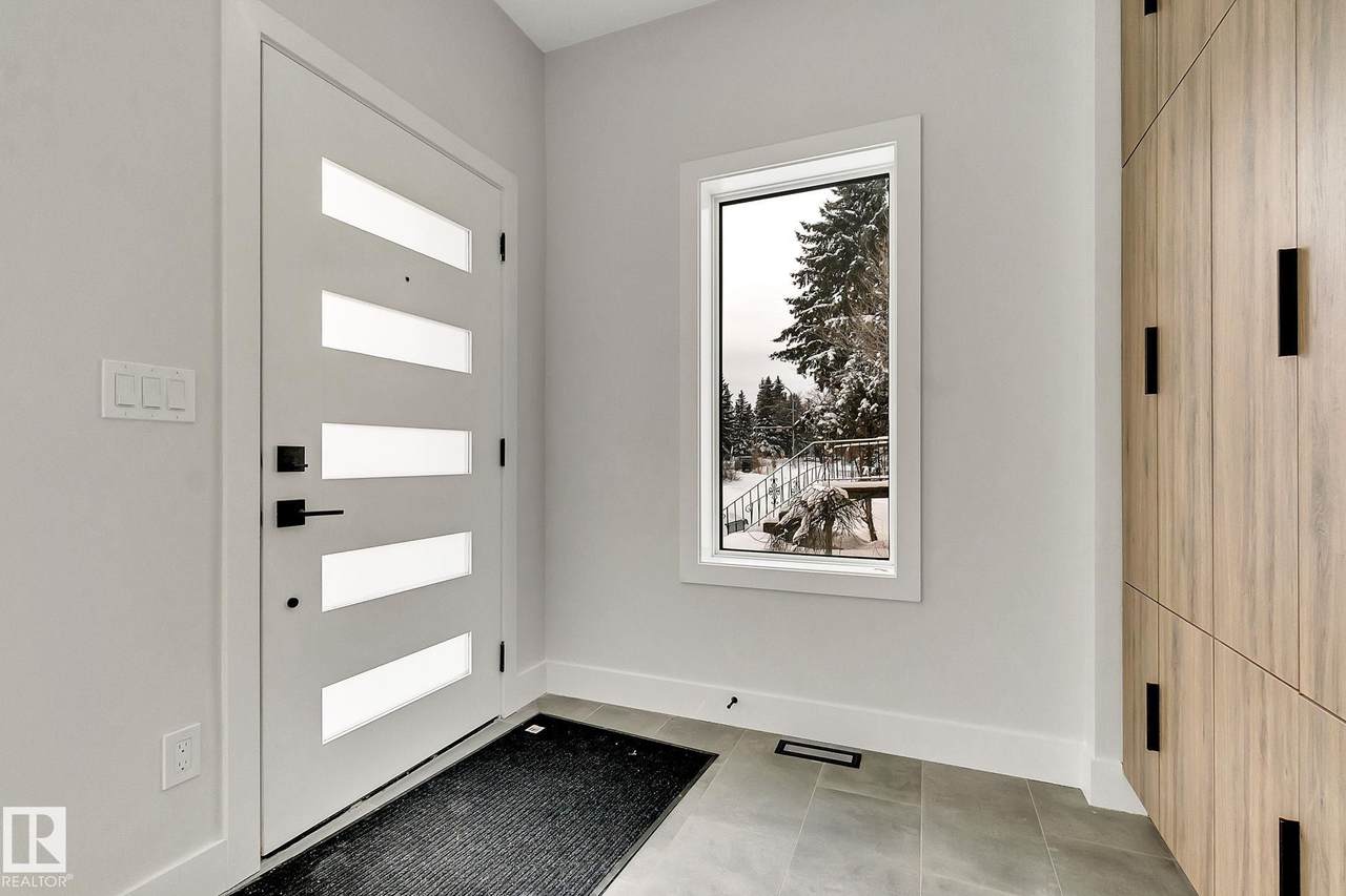 https://bt-photos.global.ssl.fastly.net/alberta/1280_boomver_1_E4490339-2.jpg