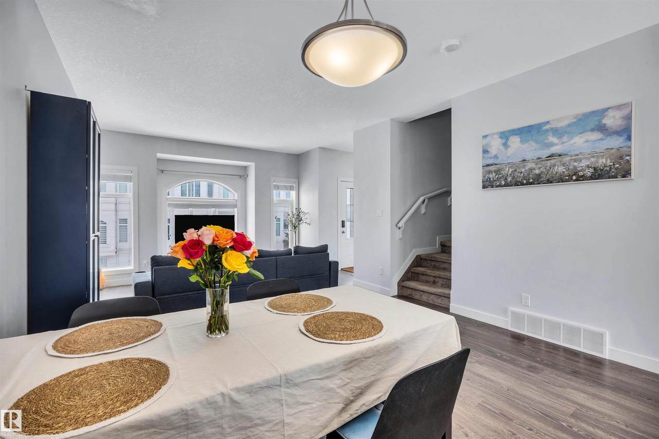723 172 Street - Photo 1