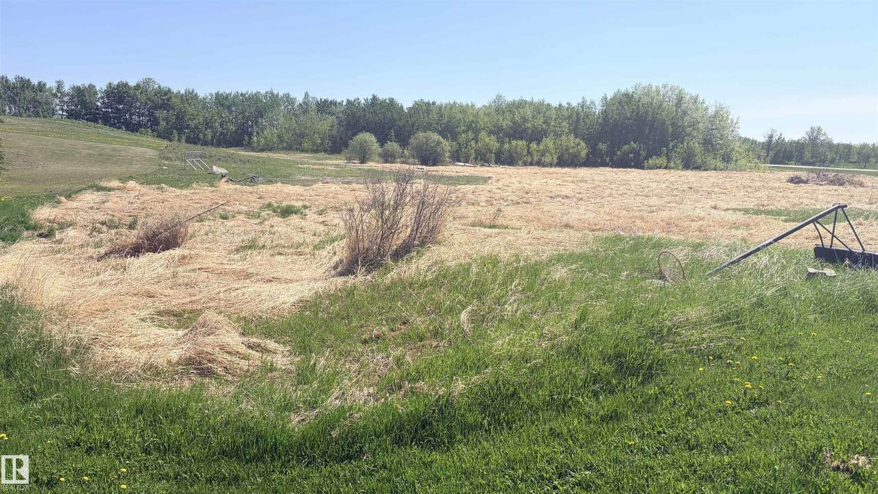 https://bt-photos.global.ssl.fastly.net/alberta/1280_boomver_1_E4490736-2.jpg