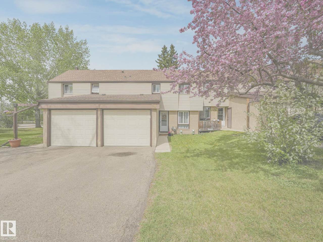 70 Grandin Village - Photo 1