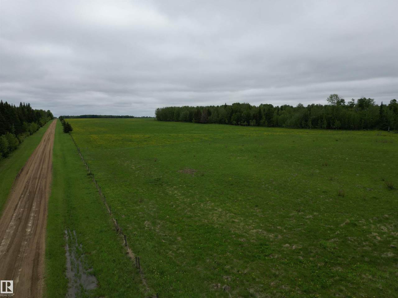 https://bt-photos.global.ssl.fastly.net/alberta/1280_boomver_1_E4491915-2.jpg