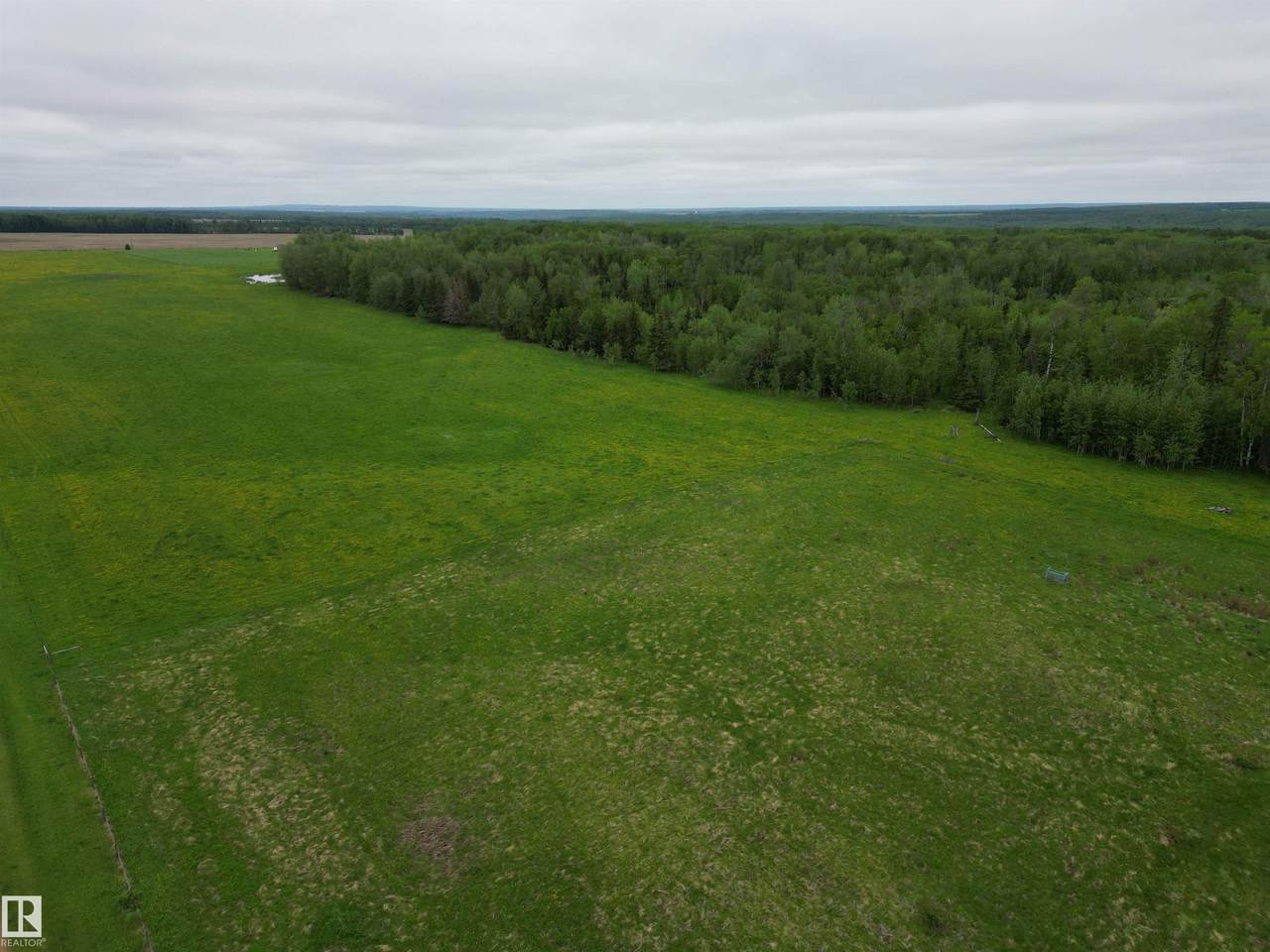 https://bt-photos.global.ssl.fastly.net/alberta/1280_boomver_1_E4491915-2.jpg