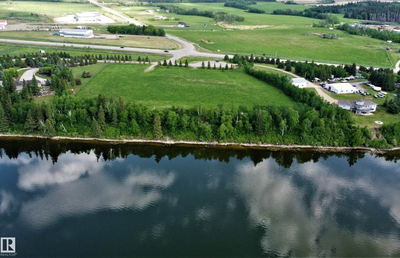 61116 28 Highway - Photo 1