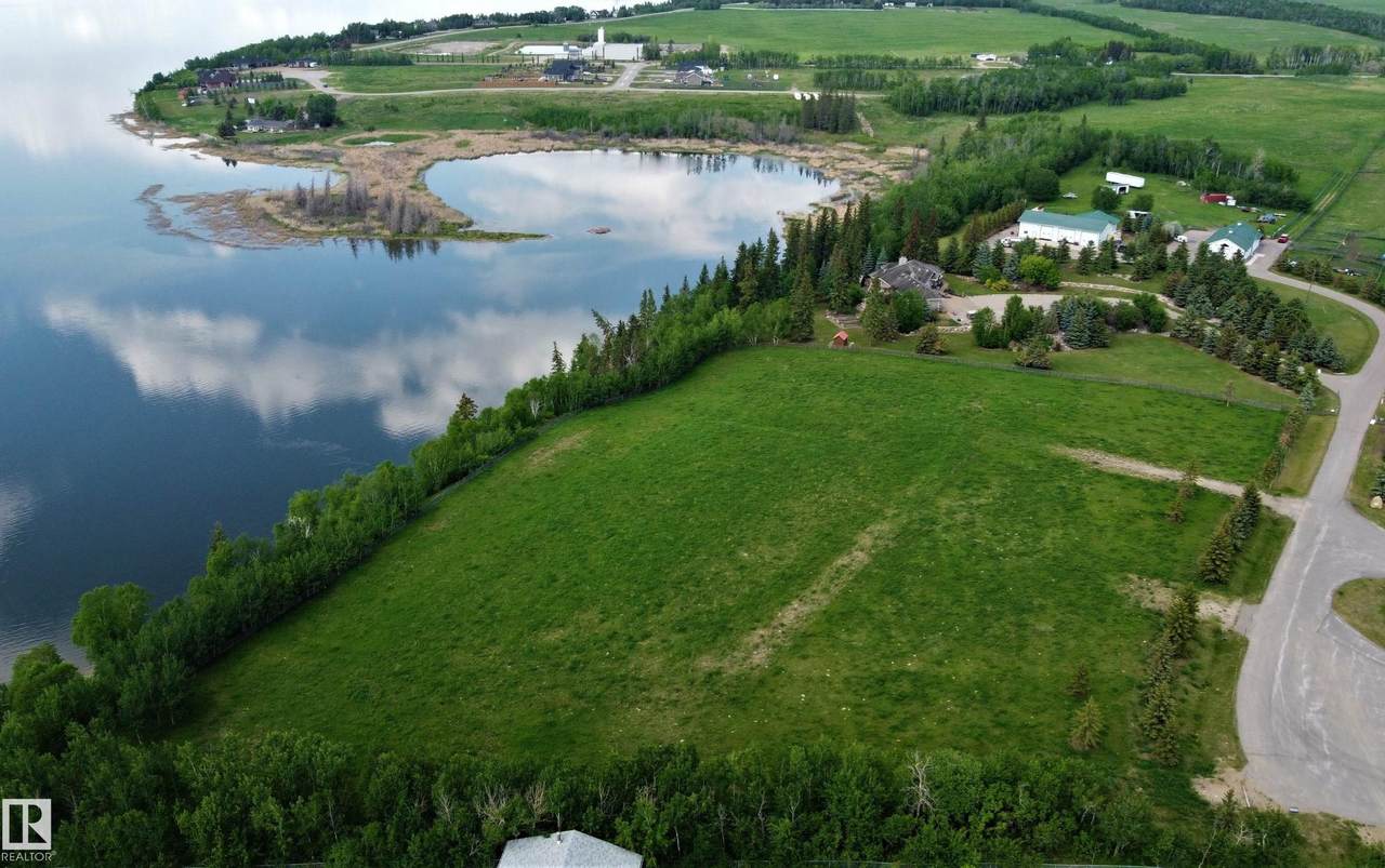 https://bt-photos.global.ssl.fastly.net/alberta/1280_boomver_1_E4492429-2.jpg