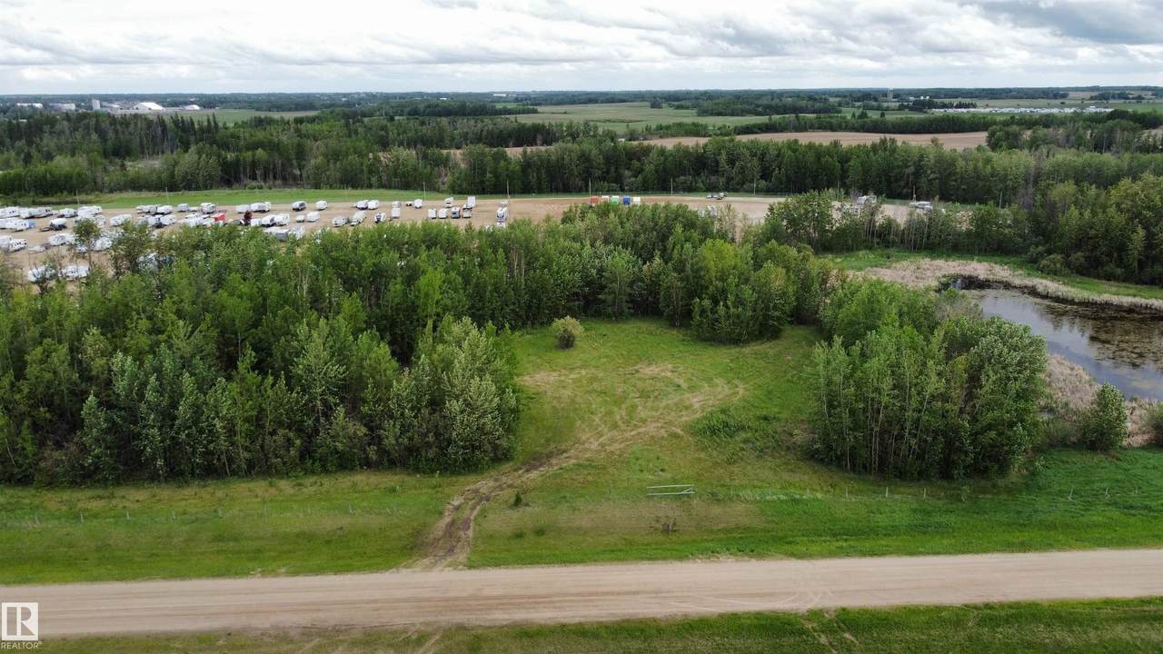 https://bt-photos.global.ssl.fastly.net/alberta/1280_boomver_1_E4493529-2.jpg