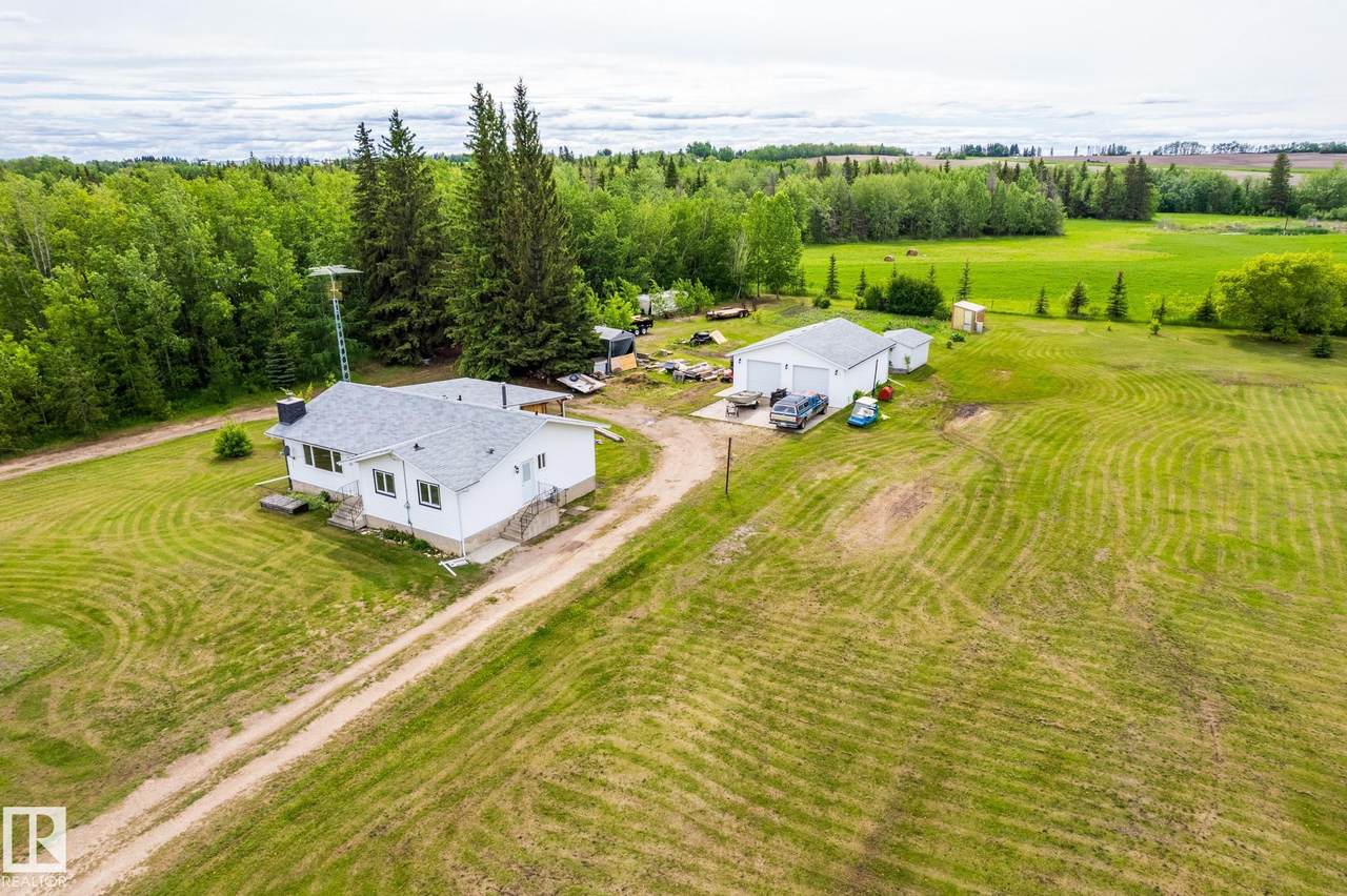 https://bt-photos.global.ssl.fastly.net/alberta/1280_boomver_1_E4493791-2.jpg