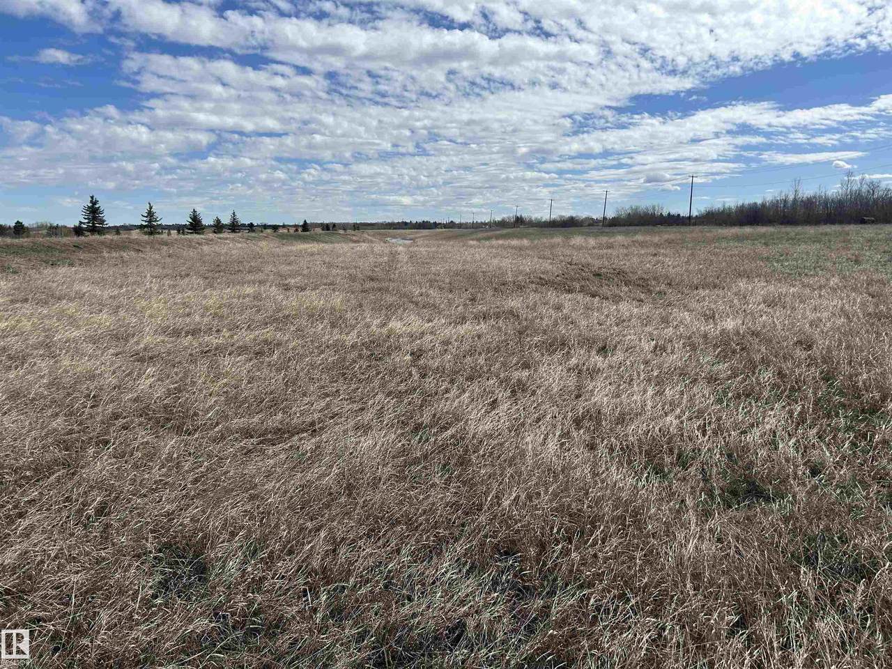 23075 Twp Road 542 - Photo 1