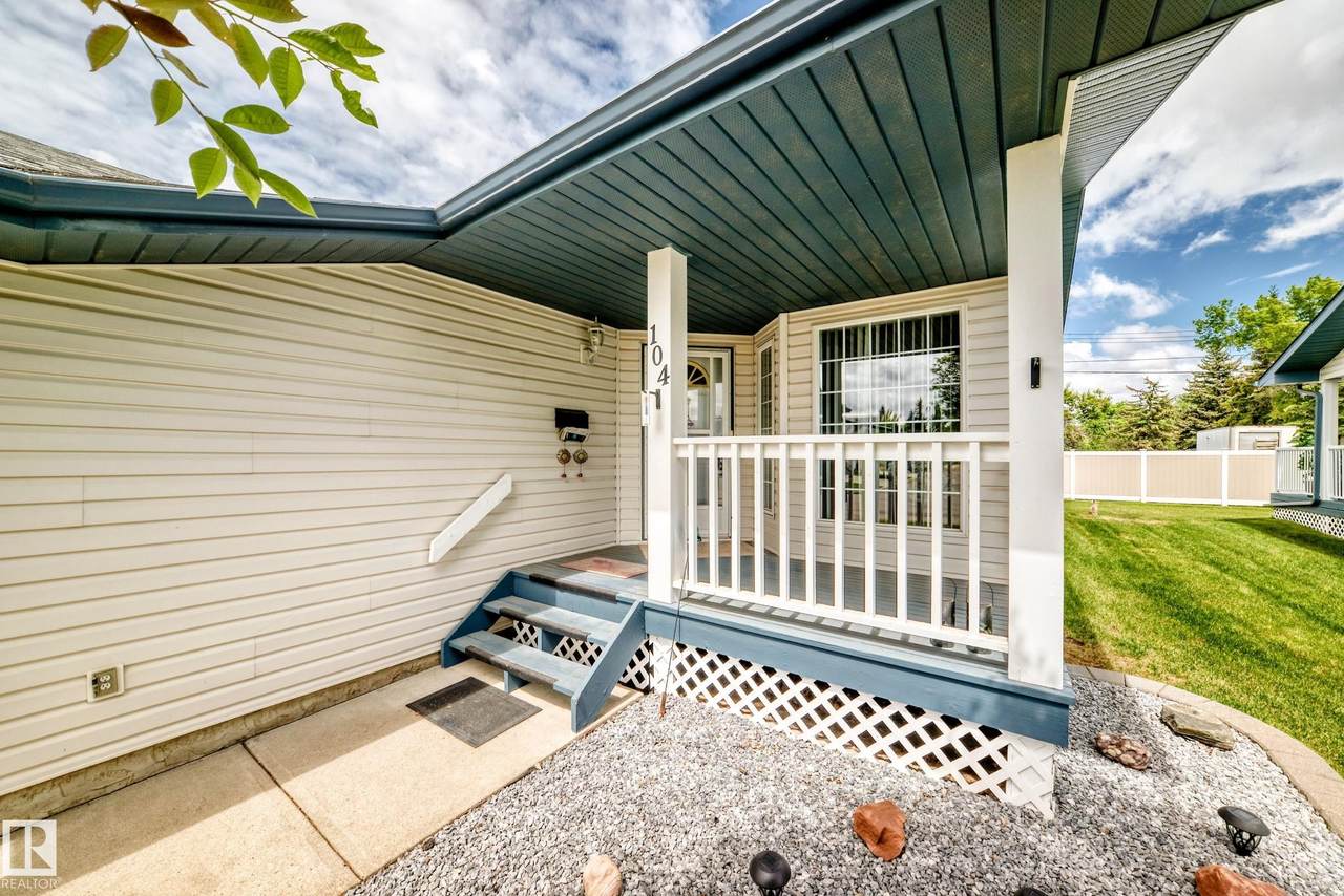 https://bt-photos.global.ssl.fastly.net/alberta/1280_boomver_1_E4494074-2.jpg