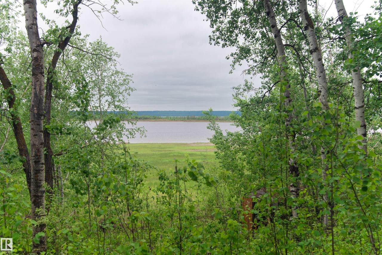 https://bt-photos.global.ssl.fastly.net/alberta/1280_boomver_1_E4494458-2.jpg