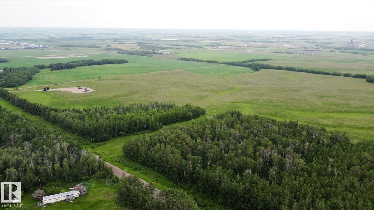 https://bt-photos.global.ssl.fastly.net/alberta/1280_boomver_1_E4494855-2.jpg