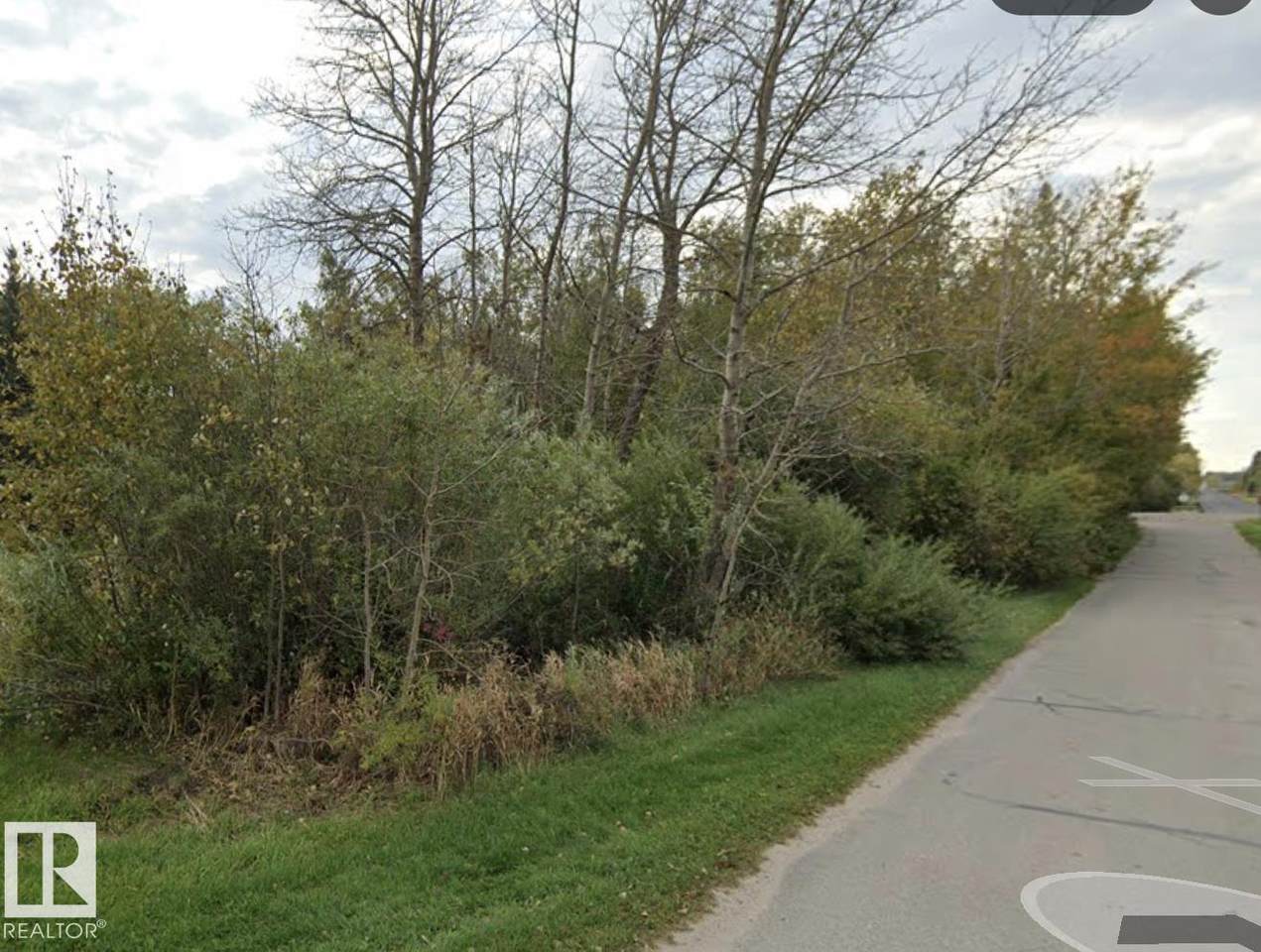 5000 60 Street - Photo 1