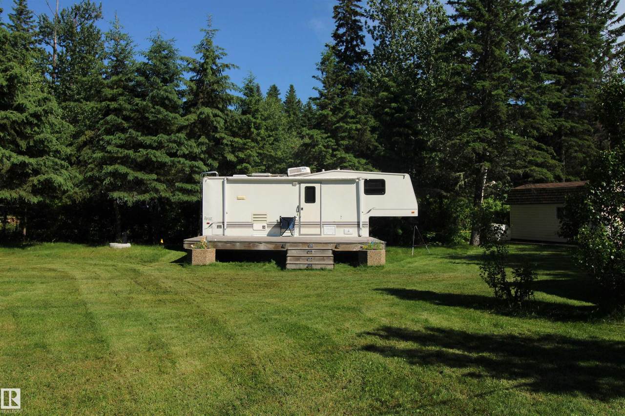 https://bt-photos.global.ssl.fastly.net/alberta/1280_boomver_1_E4495997-2.jpg