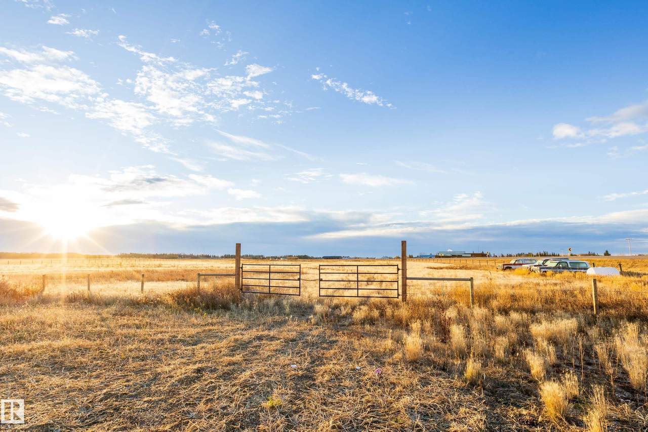 https://bt-photos.global.ssl.fastly.net/alberta/orig_boomver_1_E4496582-2.jpg