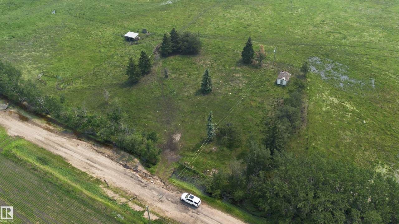 242xx Twp Rd 592 - Photo 1