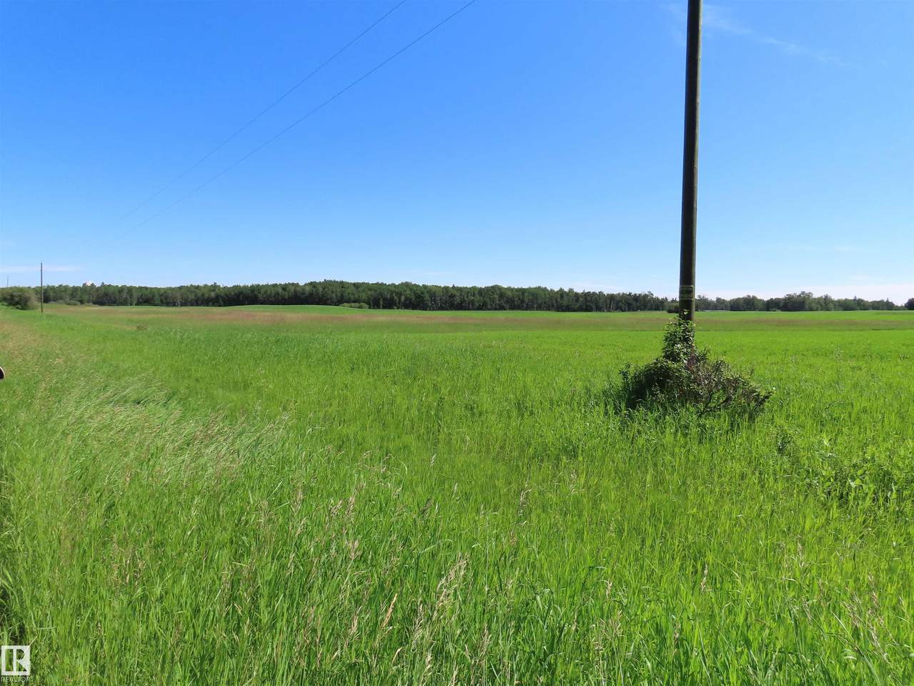 https://bt-photos.global.ssl.fastly.net/alberta/1280_boomver_1_E4497488-2.jpg