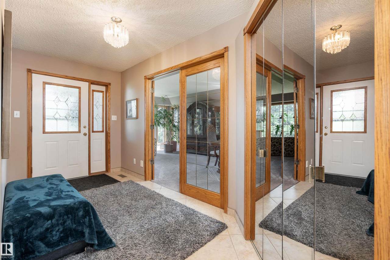 https://bt-photos.global.ssl.fastly.net/alberta/1280_boomver_1_E4497695-2.jpg