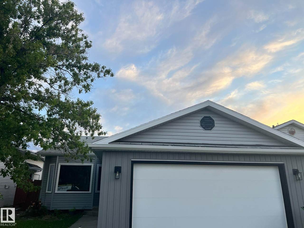 3320 43 Street - Photo 1